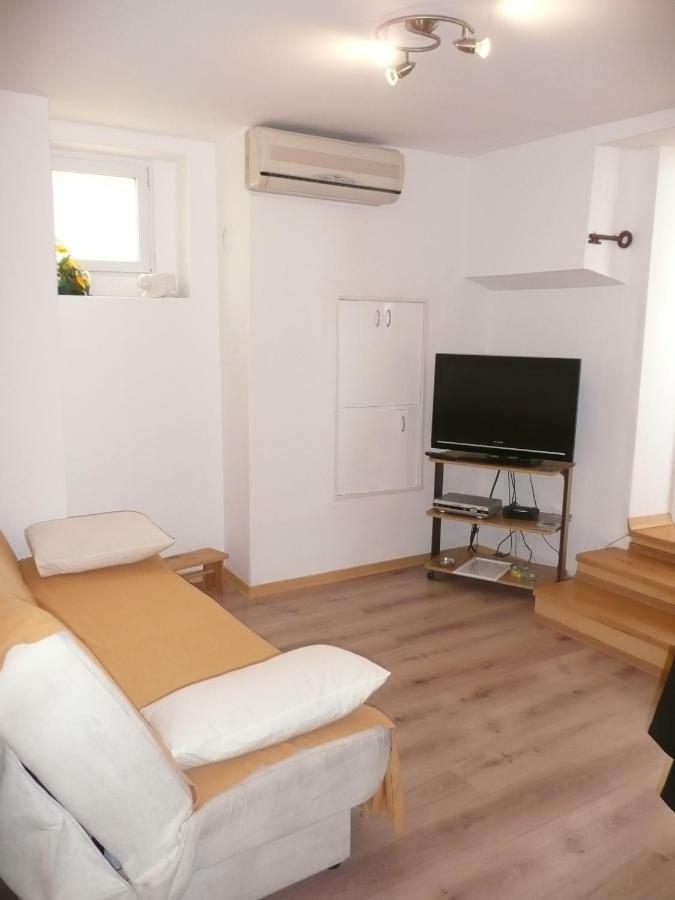 Apartment Mira 巴斯卡 外观 照片